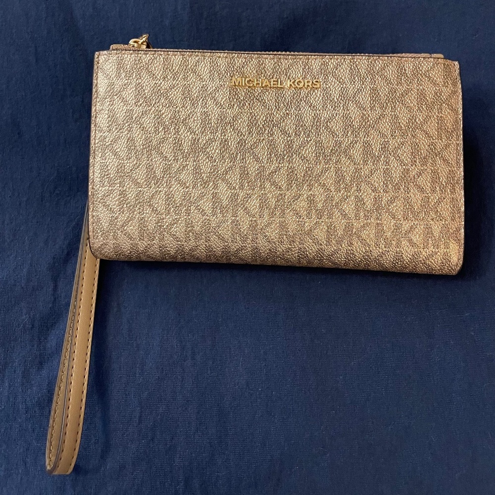 Michael Kors Jet Set Double Zip Wallet